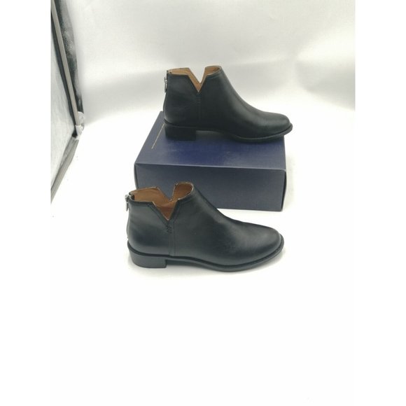 Adrienne Vittadini Black Ankle Boots - Picture 2 of 10